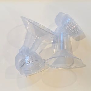 2 Spectra 28mm Breast Shields